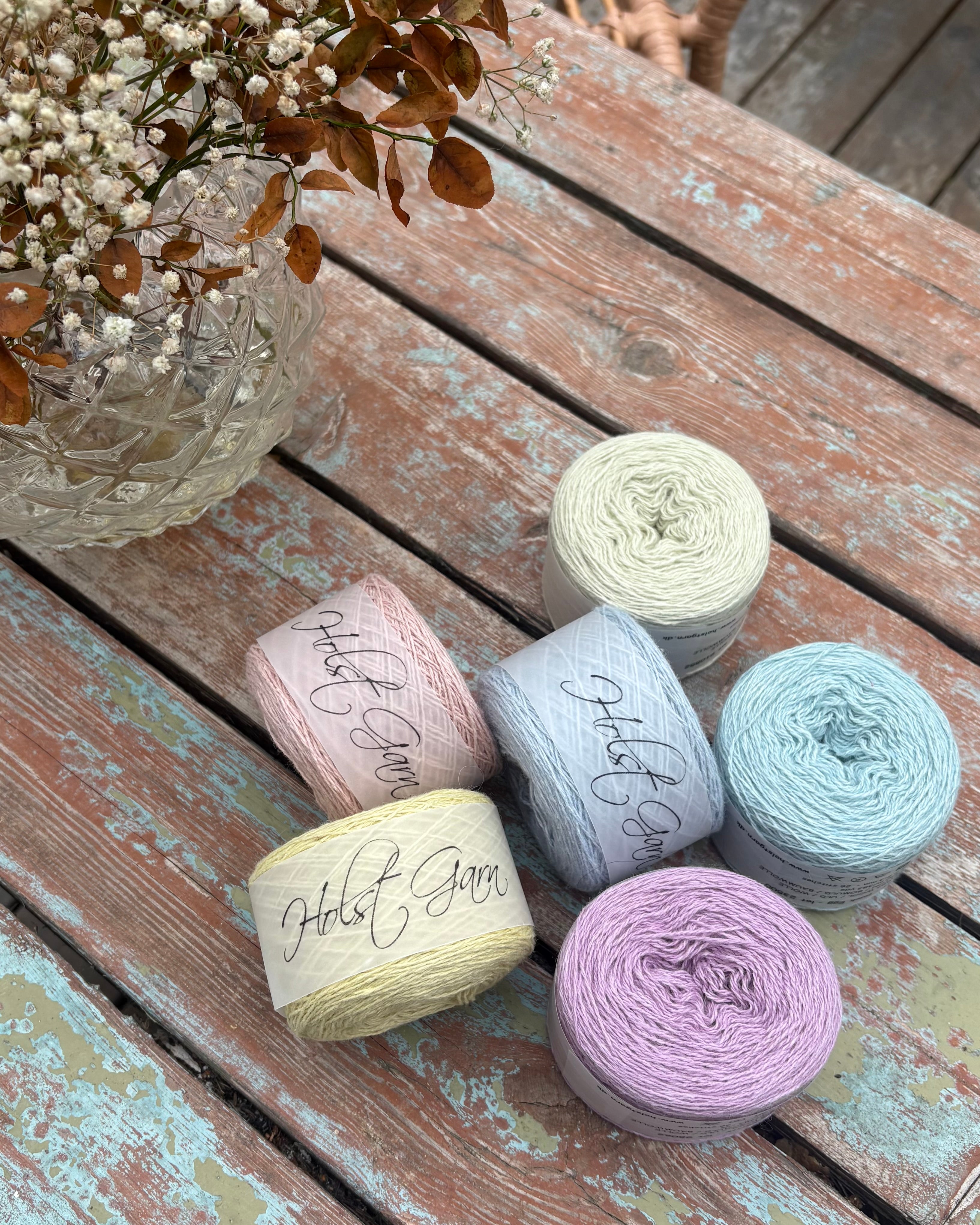 Neulelanka 
Coast
Holst Garn
kesälanka
villapuuvillalanka